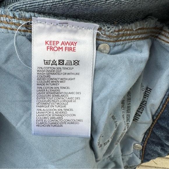 BDG Urban Outfitters Puddle Womens Jeans Medium Wash - Picture 12 of 16